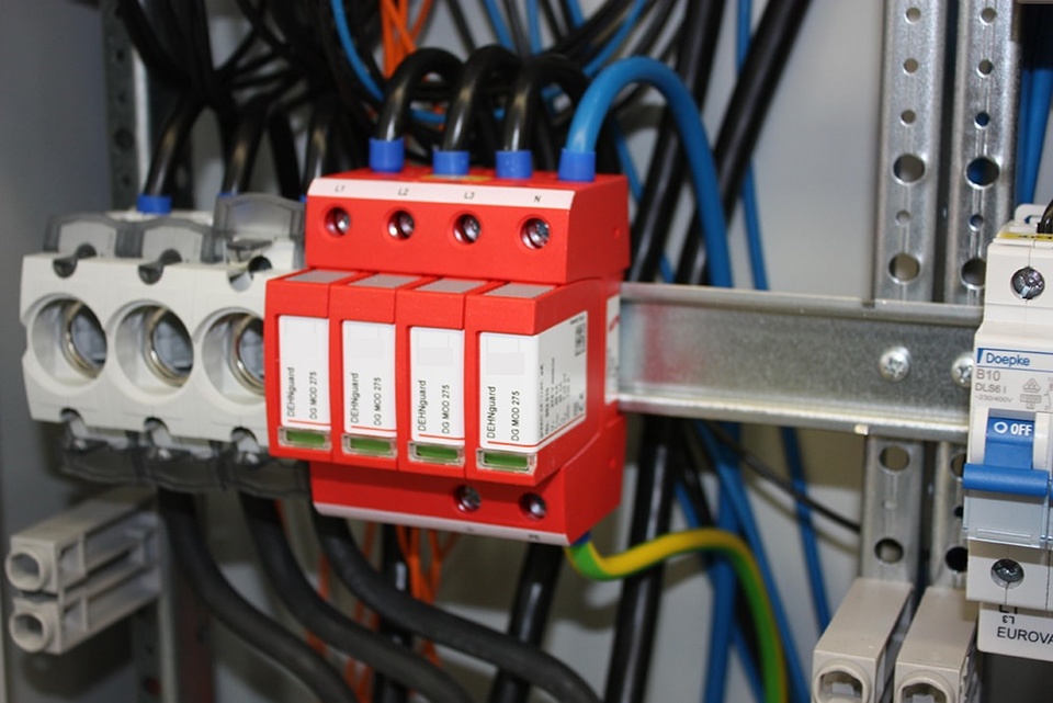 U berspannungsschutz bei Elektro Schertl GmbH in Edelsfeld